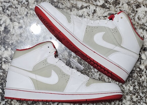 2008 Nike Air Jordan 1 Retro Hare Bugs Bunny SAMPLE 999999999 SIZE 12.5 RARE 3 4 main image 12